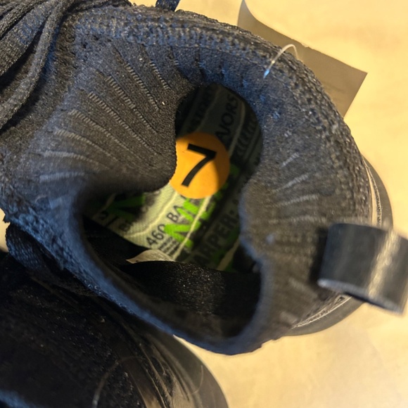 Football shoes brand new - Picture 4 of 4